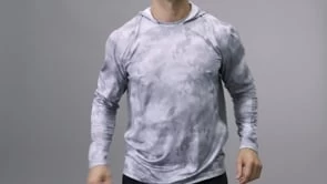 TYR SunDefense⢠Men's Vented Hooded Shirt - Turbulent - Image 11