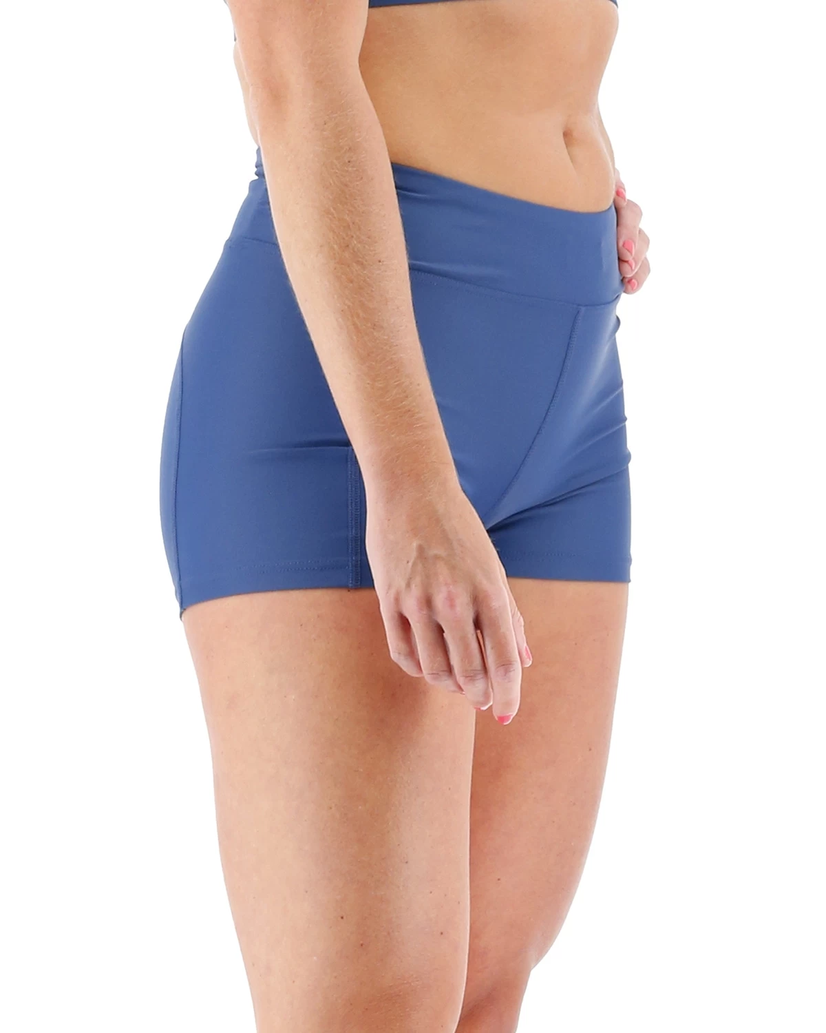 TYR Women's Kalani Short - Solid - Image 10