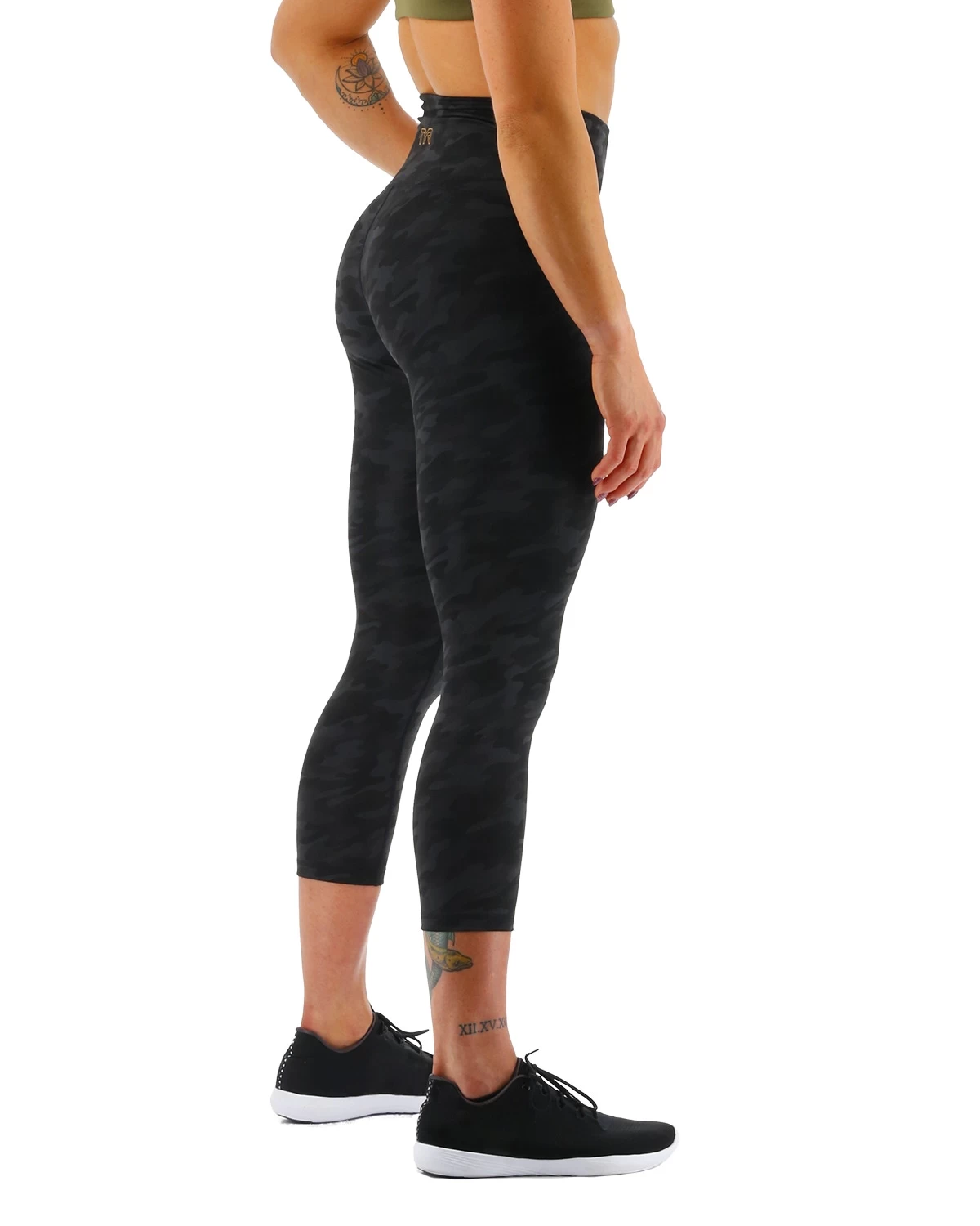 TYR Base Kineticâ„¢ Women's High-Rise 3/4 Leggings - Blackout Camo - Image 6