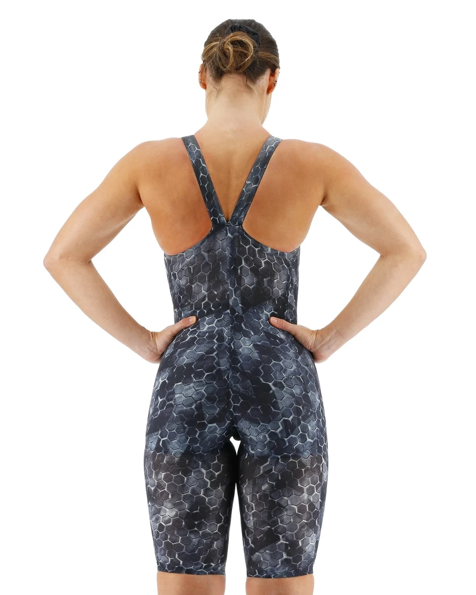 TYR Women’s Avictor 2.0 Closed Back Swimsuit - Image 2