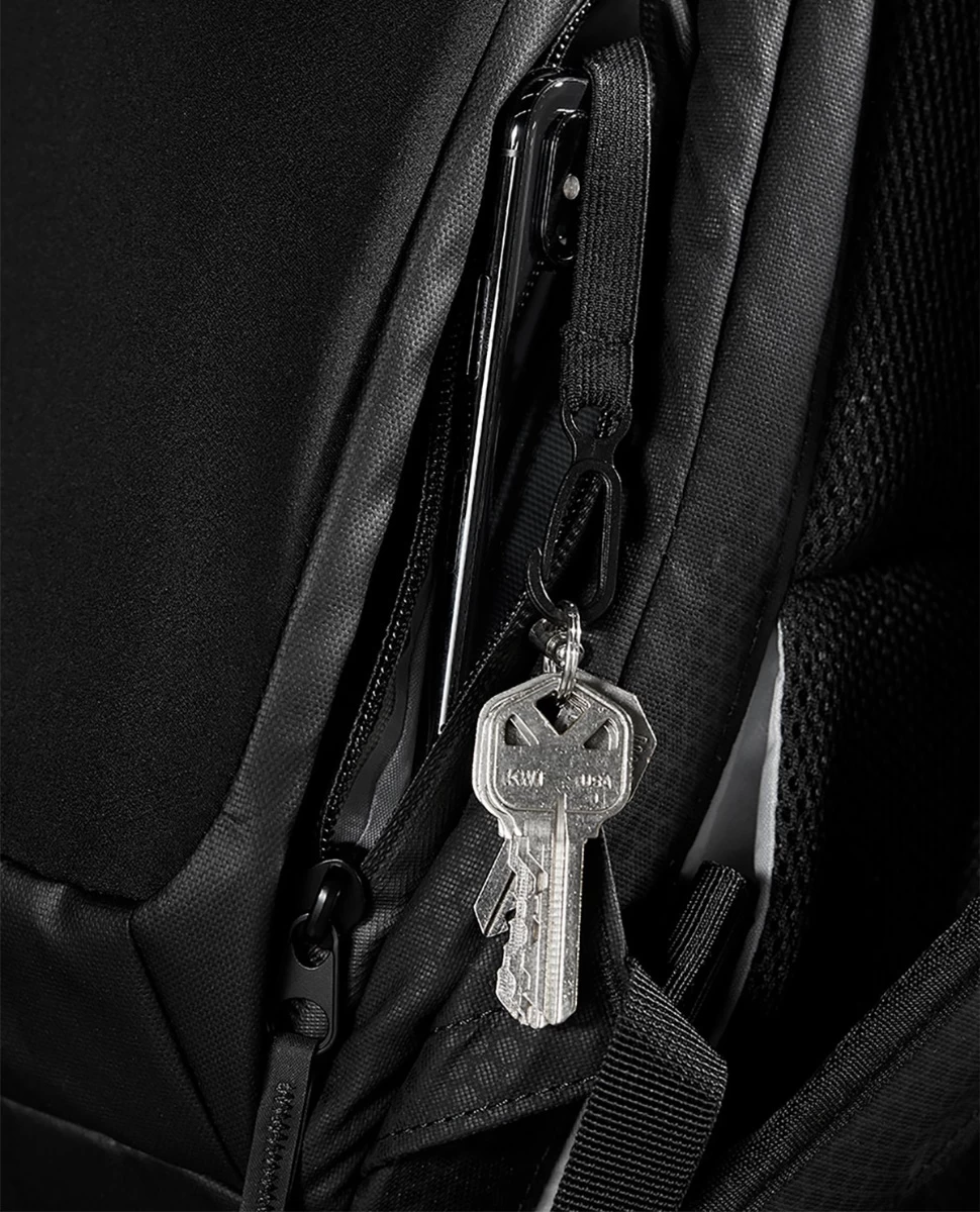 TYR Elite Team 24L Backpack - Image 17